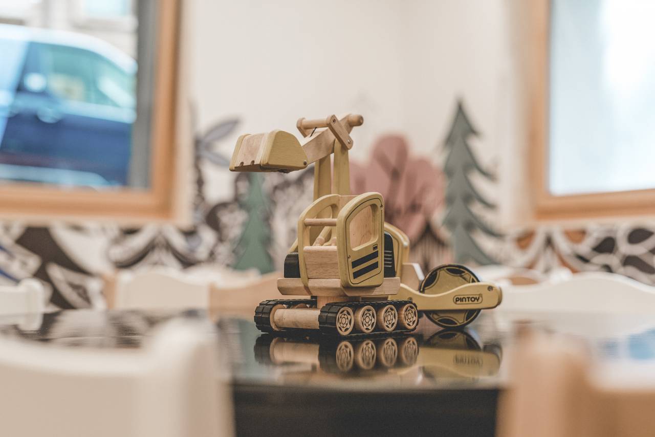 Holzbagger Kinderspielzeug