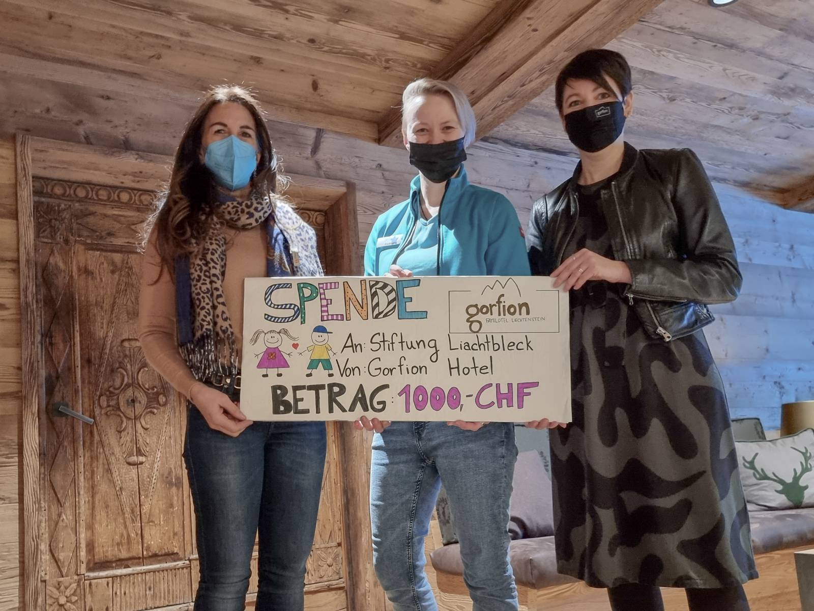 Basteln für benachteiligte Familien Symbolfoto