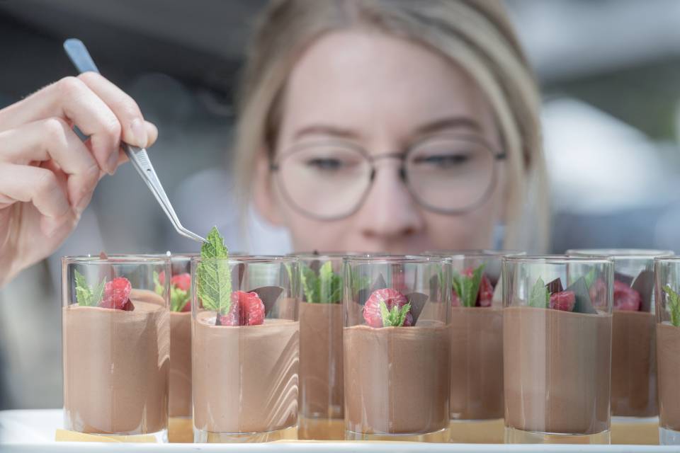 mousse au chocolat Kulinarik Hotel Gorfion