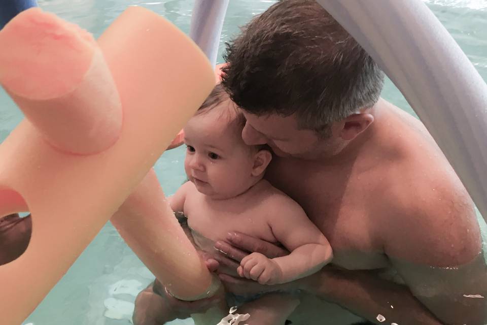 Baby swimming - Gorfion Familienhotel Liechtenstein